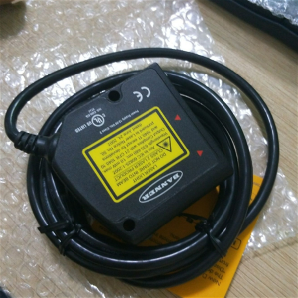 BANNER邦納Q20系列工業級光電傳感器Q20NAF200 W/30